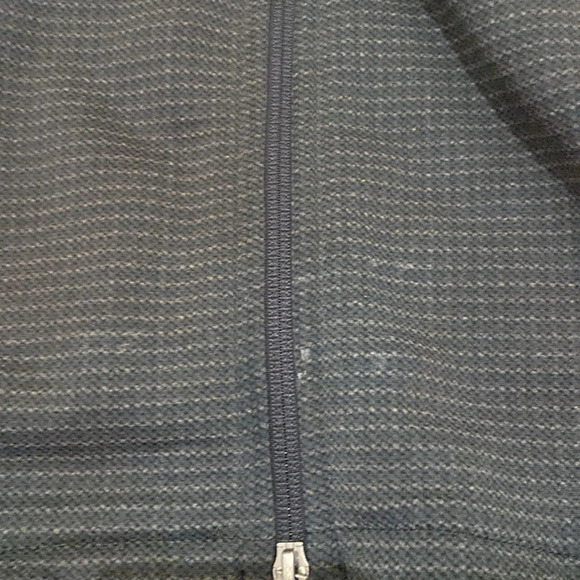 Patagonia women’s R1 Granular Jacket - Picture 2 of 5